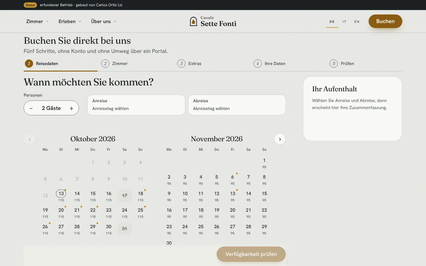 Buchungskalender einer Ferienunterkunft auf Laptop und Handy, Gäste wählen Anreise und Abreise direkt auf der Webseite